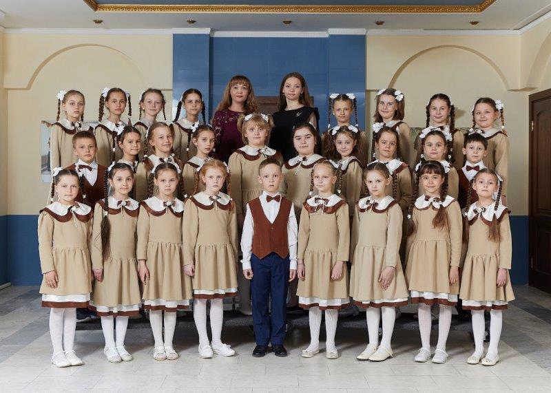 хор непоседы. хор непоседы москва. костюмы для детского ансамбля. детские вокальные ансамбли. костюмы для детского вокального ансамбля.